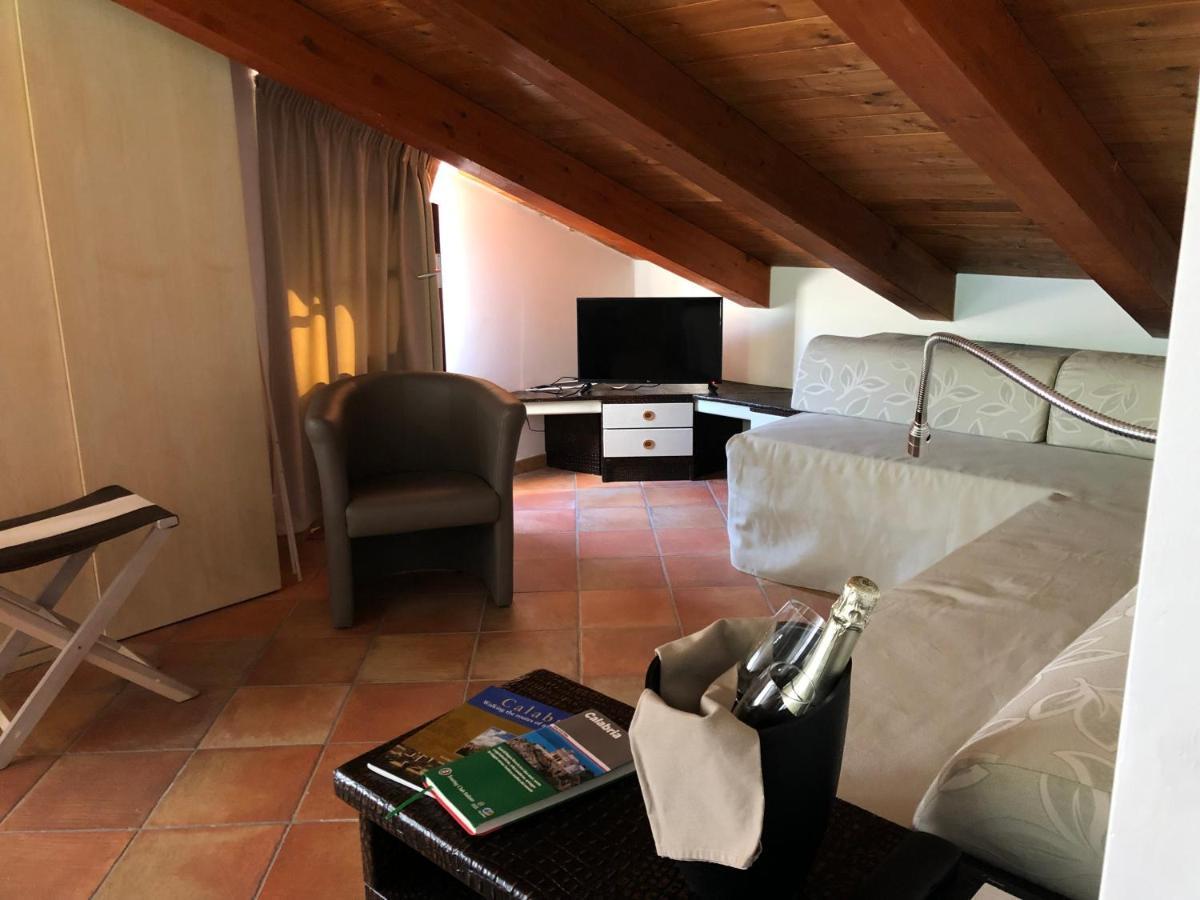 Arenas Hotel Joppolo Kültér fotó